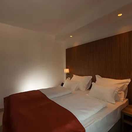 Miramare Szálloda 4*