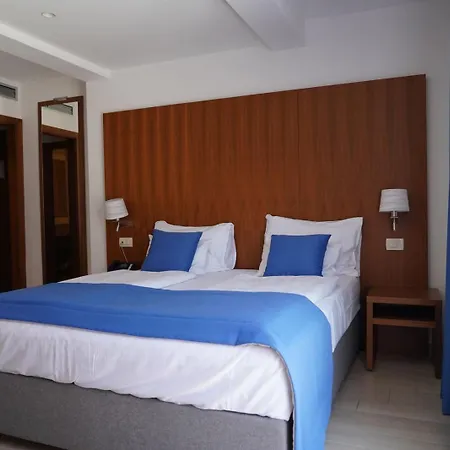 Miramare فندق ماكارسكا
