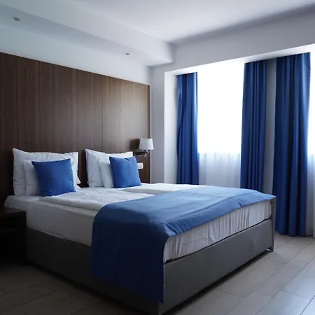 Miramare فندق ماكارسكا