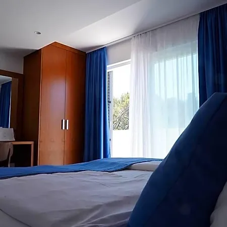 ホテル アパートホテル ミラマーレ 4*