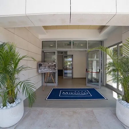 Miramare فندق 4*